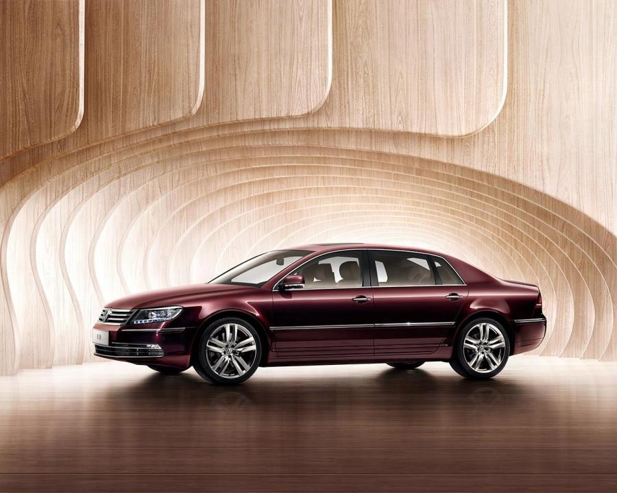  Volkswagen Phaeton 2015 года  (CN) (фото 4 из 4)